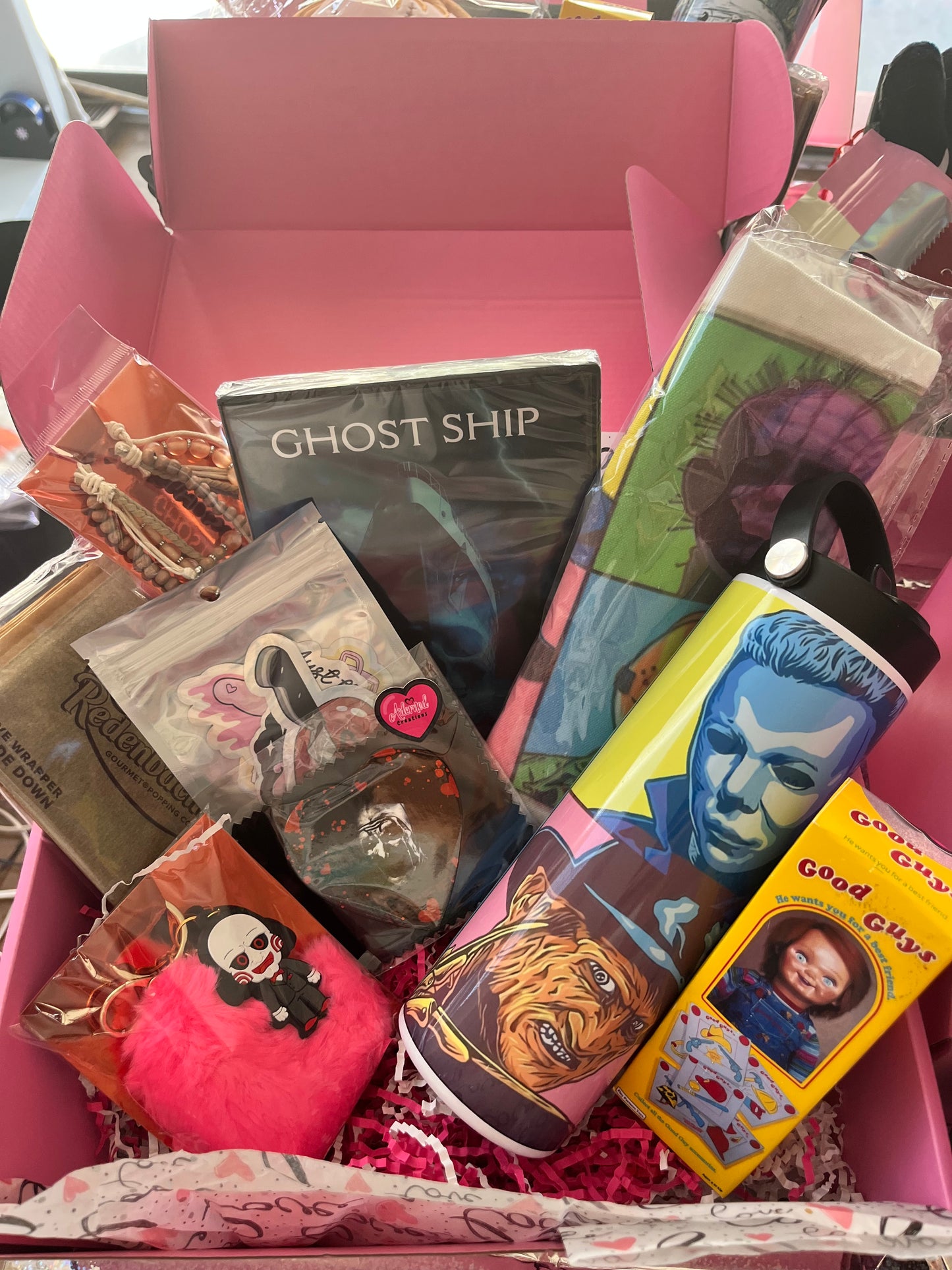 Mystery Horror movie lovers box! 🖤