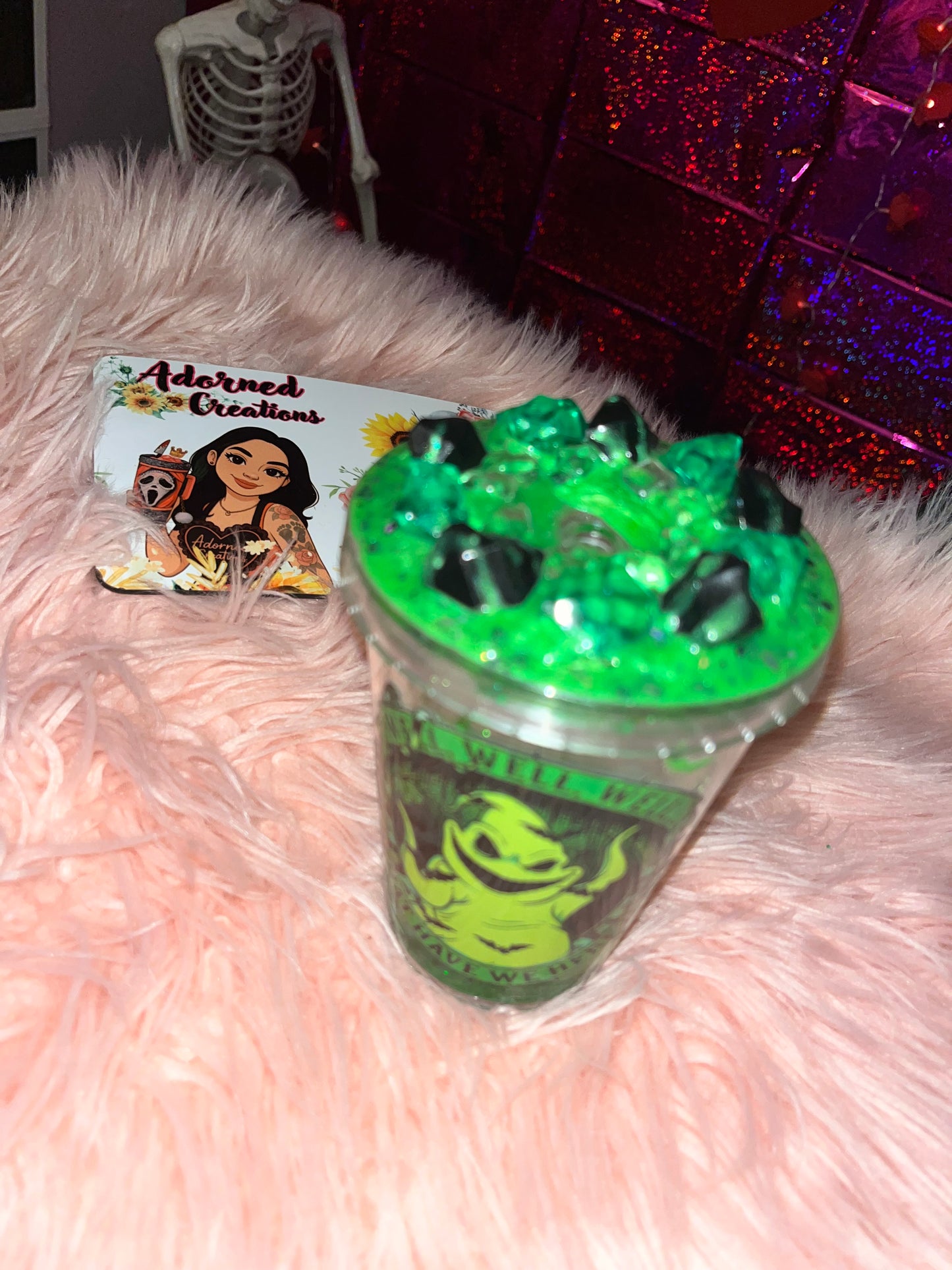 12 oz Oogie Boogie and gang slow drip tumbler!