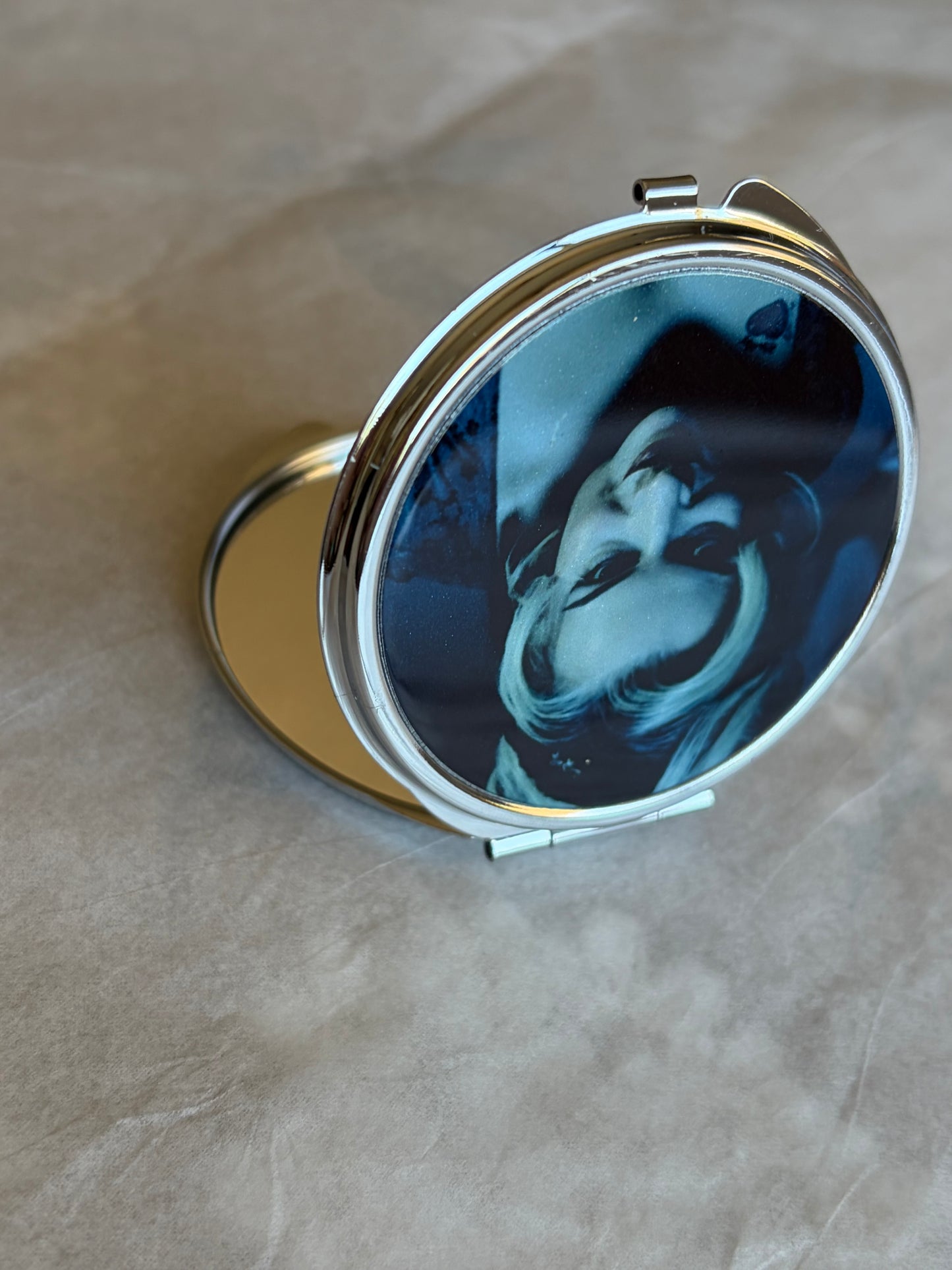 Custom Icon compact mirrors 🖤