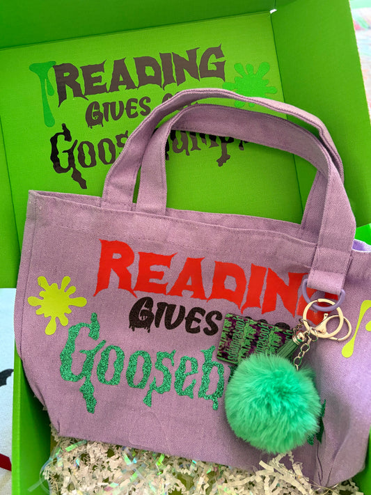 Reading Gives Me Goosebumps mystery book box! 💚🖤🧡