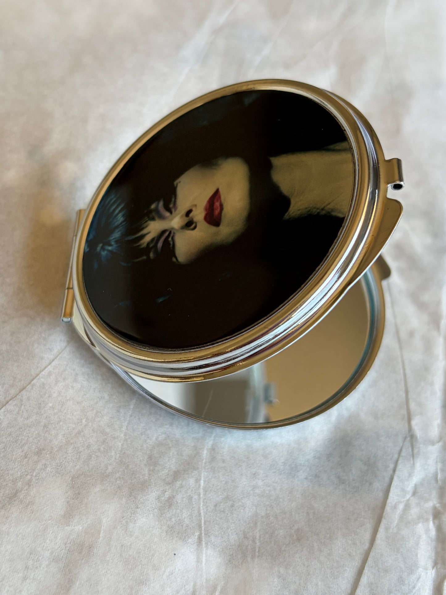 Custom Icon compact mirrors 🖤