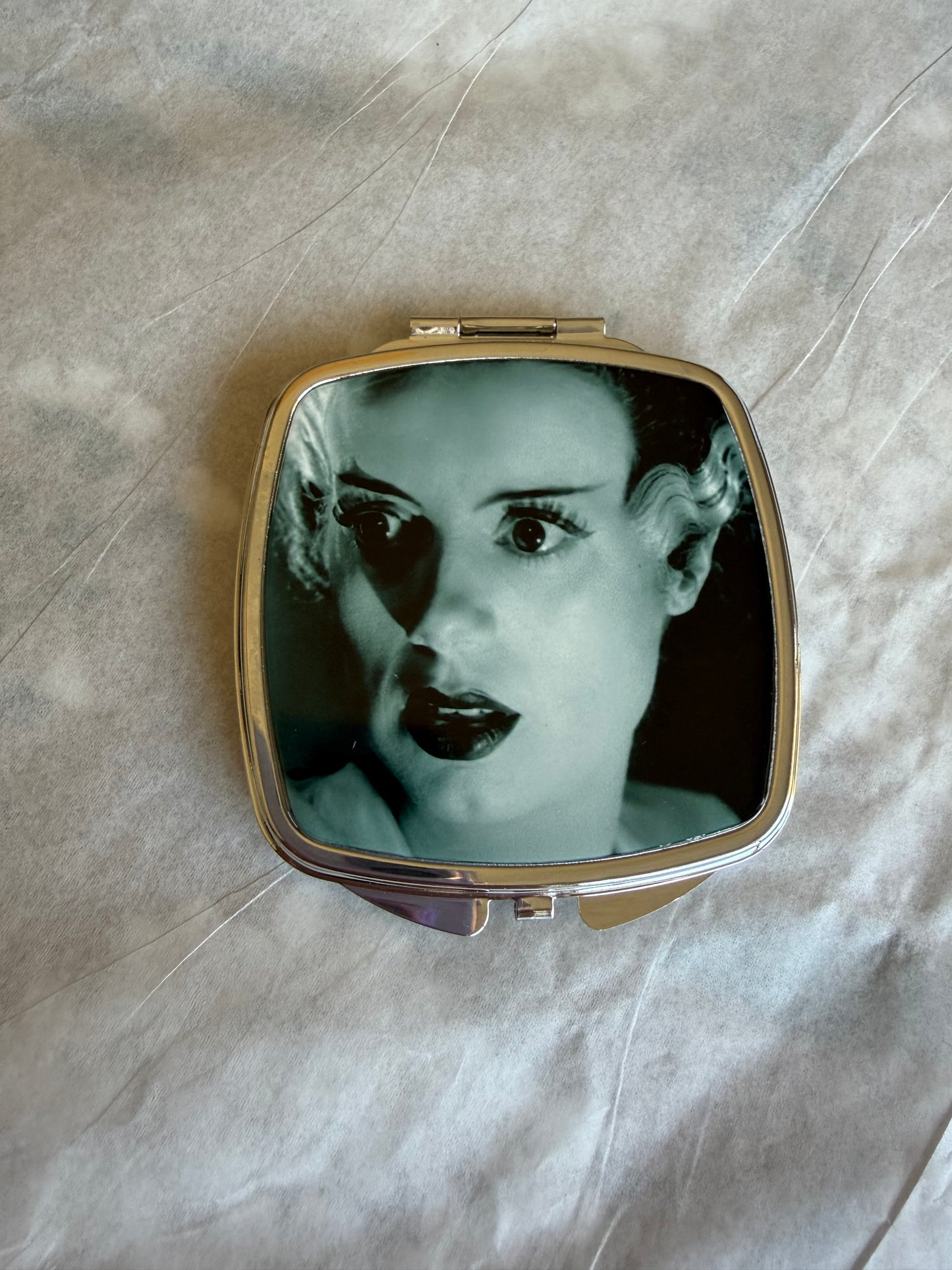 Custom Icon compact mirrors 🖤