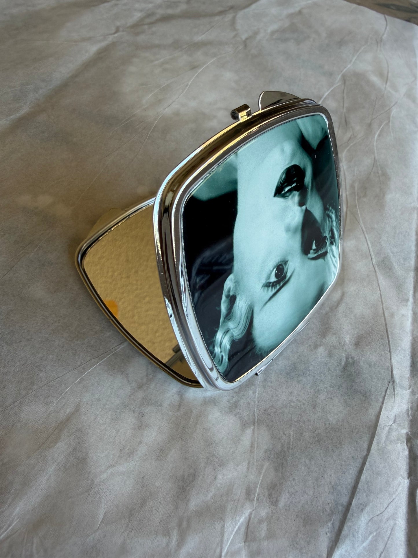 Custom Icon compact mirrors 🖤