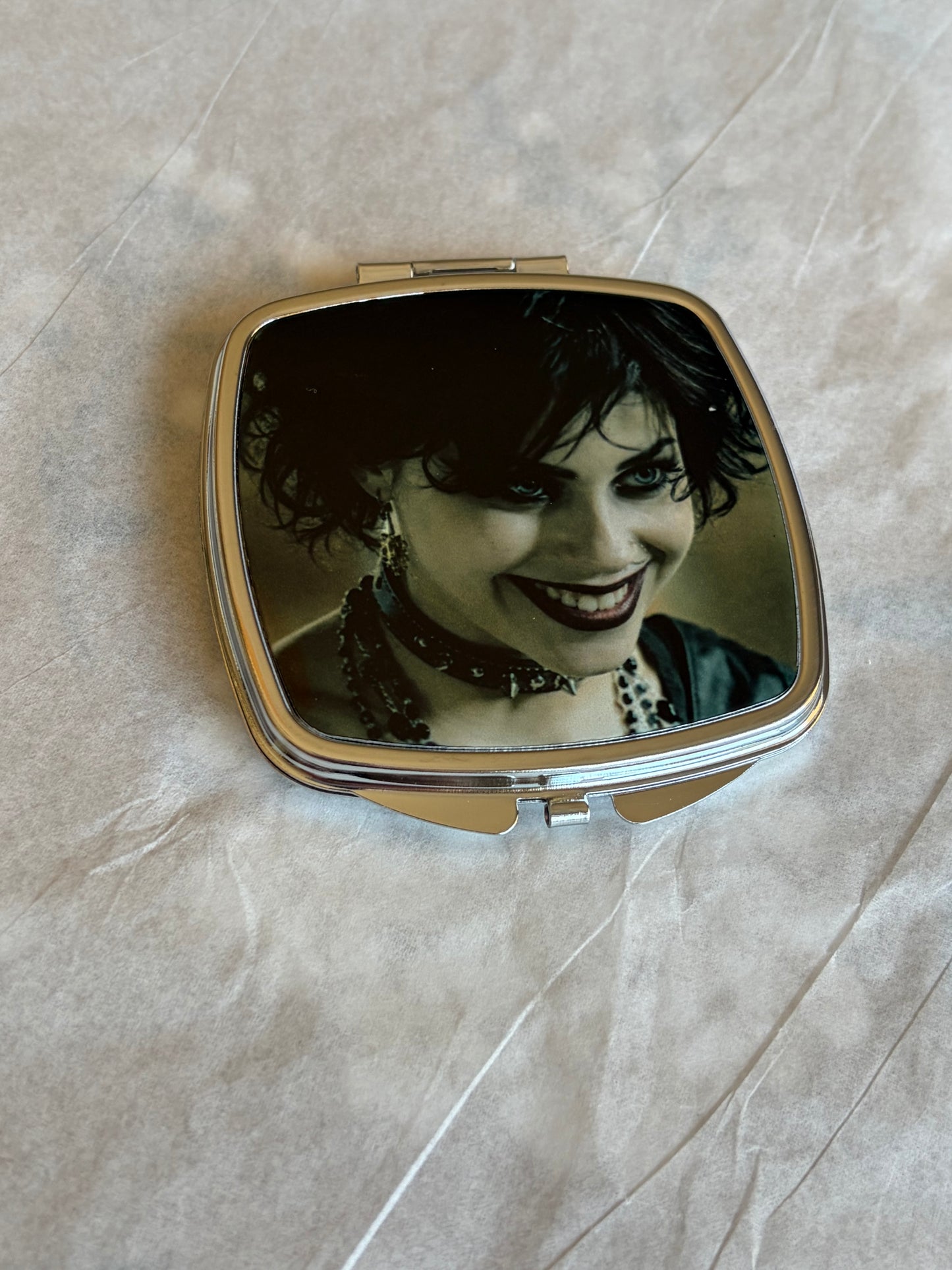 Custom Icon compact mirrors 🖤